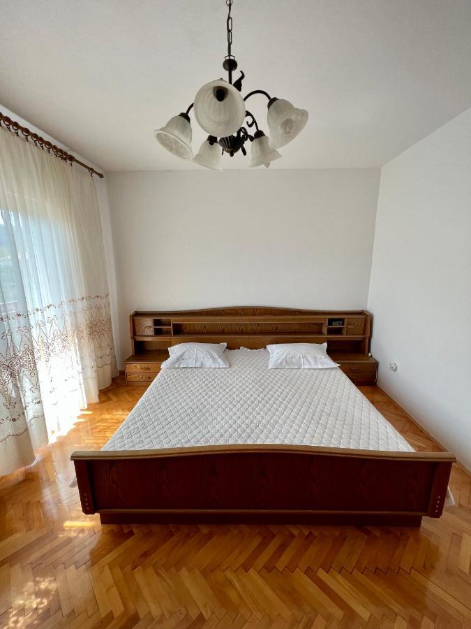 Apartament Green Valley Omiš Екстериор снимка
